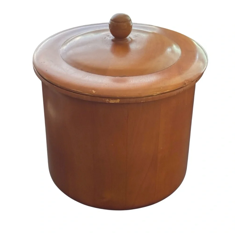 Large Vintage Ice Bucket Round Wood MCM 60s 70s Bar ware Man Cave